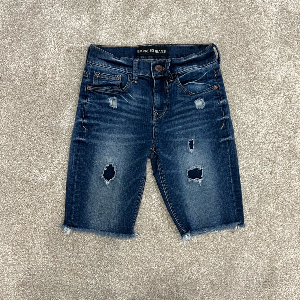 Express women’s jeans shorts size 00